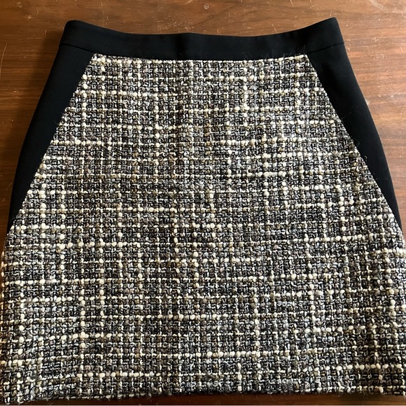 Judith & Charles Dresses & Skirts - Judith & Charles tweed mini skirt